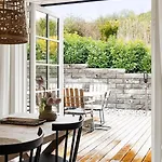 Newly Built House In With Terrace Tatil Evi